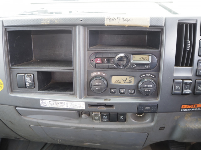 いすゞ フォワード 増トン 平ボディ（クレーン付） LPG-FTR90S2(110589) 46枚目