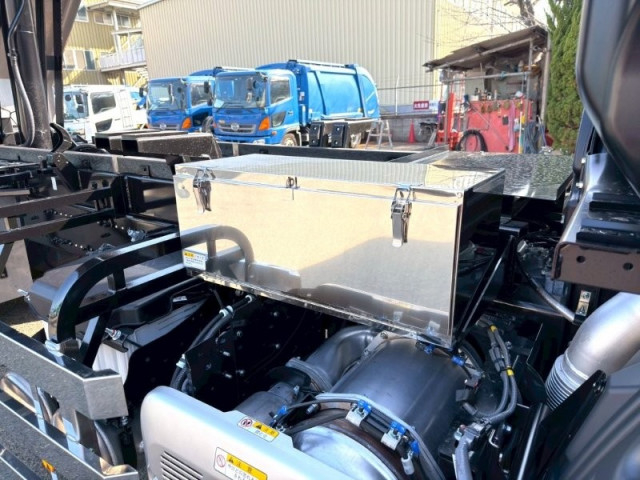 日野 プロフィア 大型 土砂ダンプ 2DG-FS1AJE(108683) 20枚目