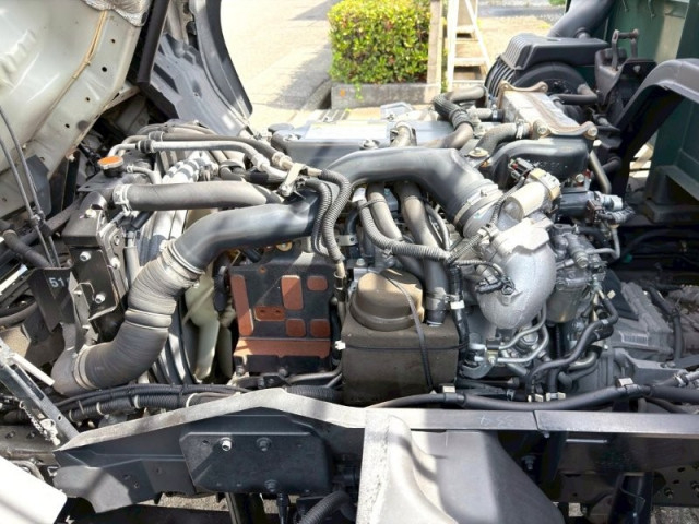 UDトラックス（日産） コンドル 増トン 平ボディ 2RG-BTR90V2(110406) 20枚目