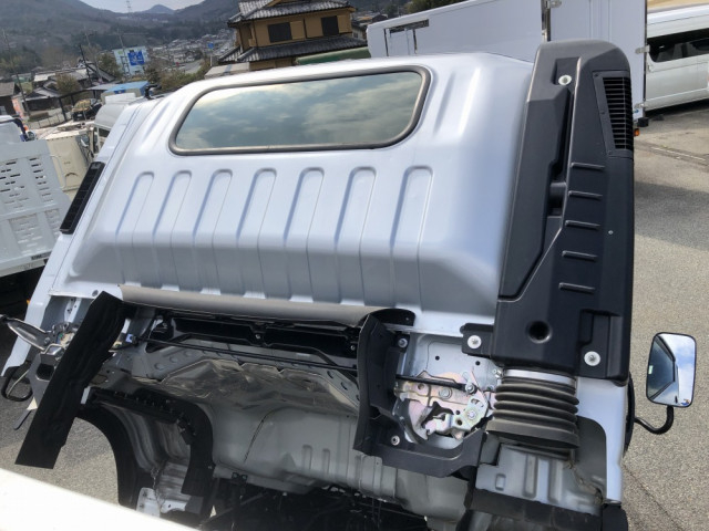 いすゞ エルフ 小型 平ボディ 2RG-NPR88YM(104507) 29枚目