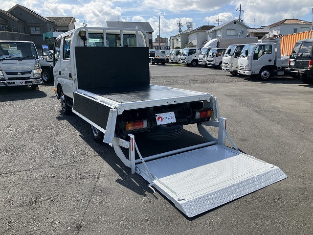 日野 デュトロ 小型 Wキャブ 2RG-XZU605M(109417) 13枚目