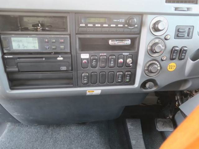 三菱ふそう ファイター 増トン 冷蔵冷凍バン SKG-FK65FY(90370) 30枚目