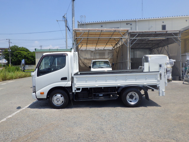 トヨタ ダイナ 小型 平ボディ TKG-XZU600(110668) 3枚目