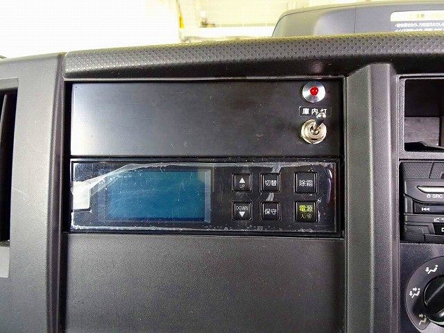 いすゞ エルフ 小型 冷蔵冷凍バン 2RG-NHR88AN(111635) 11枚目