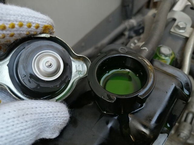 三菱ふそう キャンター 小型 冷蔵冷凍バン TKG-FEB50(4557) 52枚目