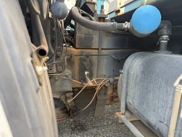 UDトラックス（日産） クオン 大型 Translation missing: ja.item.body_keijou_enum.body_keijou_carrier_other QKG-CG5ZA(110783) 42枚目