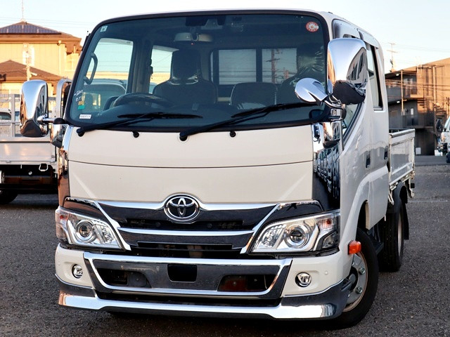 トヨタ ダイナ 小型 Wキャブ 2RG-XZU605(112925) 1枚目