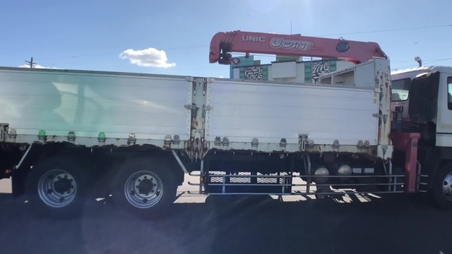 いすゞ ギガ 大型 平ボディ（クレーン付） PKG-CYY77V8(36725) 27枚目