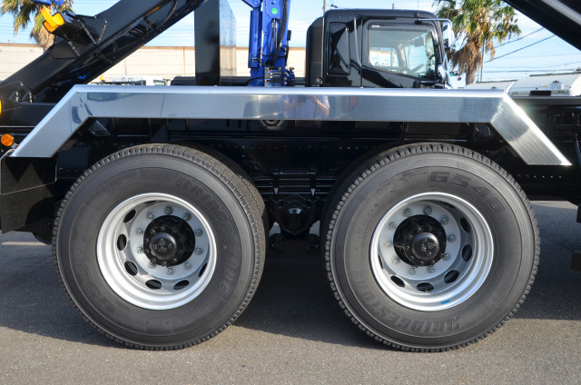 日野 プロフィア 大型 コンテナ専用車 2DG-FS1AJE(111136) 5枚目
