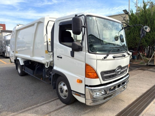 日野 レンジャー 中型 塵芥車（プレス式） TKG-FC9JGAA(112277) 2枚目