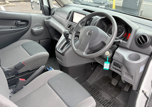 日産自動車 小型 冷蔵冷凍バン DBF-VM20(110056) 16枚目