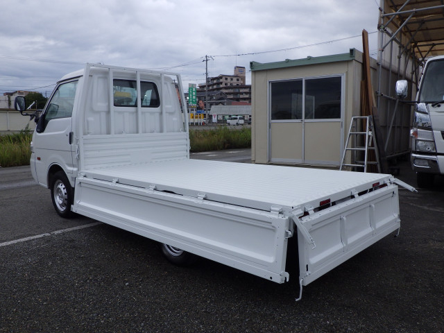 日産自動車 バネット 小型 平ボディ ABF-SKP2TN(111743) 20枚目