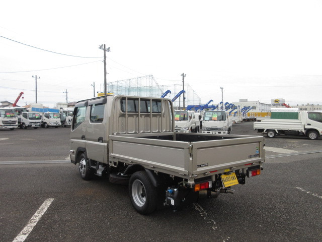 三菱ふそう キャンター 小型 Wキャブ 2RG-FBA20(99910) 3枚目