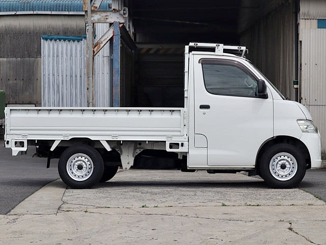 トヨタ ライトエース 小型 平ボディ DBF-S402U(109752) 8枚目
