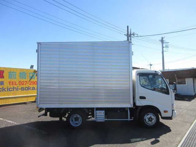 日野 デュトロ 小型 バン 2RG-XZC605M(113822) 6枚目