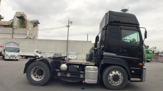 UDトラックス（日産） クオン 大型 トラクタ LKG-GK5XAB(35324) 22枚目