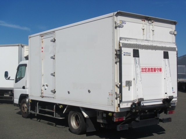 三菱ふそう キャンター 小型 冷蔵冷凍バン TKG-FEB50(7339) 3枚目