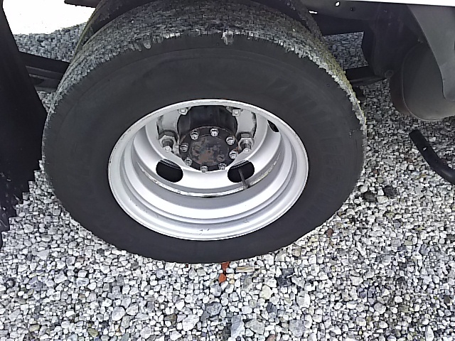 いすゞ エルフ 小型 バン TKG-NJR85AN(7591) 9枚目