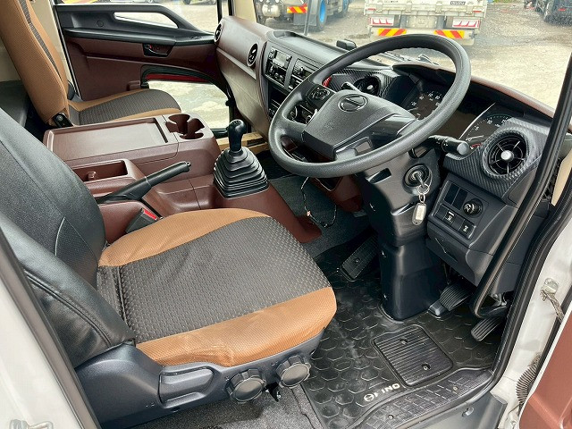 日野 レンジャー 中型 冷蔵冷凍バン 2KG-FD2ABG(109393) 20枚目