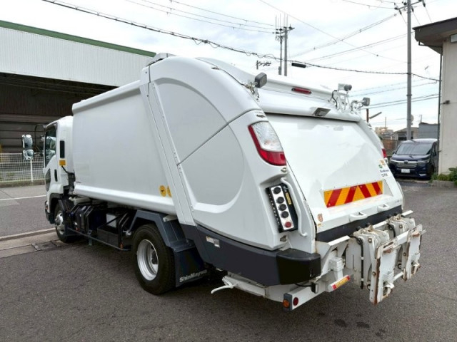 いすゞ フォワード 中型 塵芥車（プレス式） 2RG-FRR90S2(110398) 4枚目