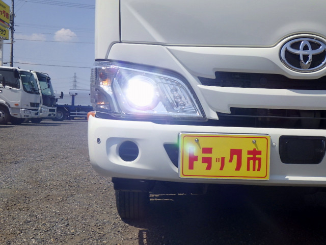 トヨタ ダイナ 小型 平ボディ 2RG-XZU655(110079) 3枚目