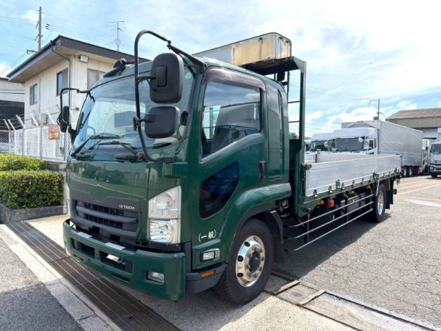 UDトラックス（日産） コンドル 増トン 平ボディ 2RG-BTR90V2(110406) 1枚目