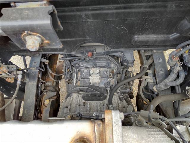 いすゞ ギガ 大型 冷蔵冷凍バン QPG-CYJ77B(9387) 70枚目
