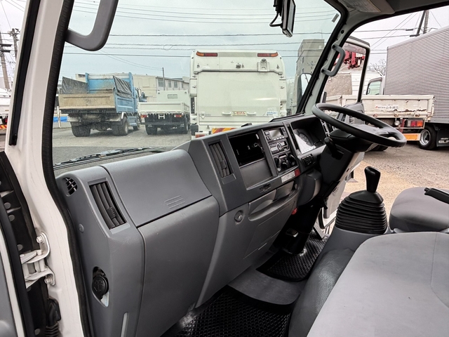 いすゞ エルフ 小型 冷蔵冷凍バン TRG-NHR85AN(107838) 62枚目