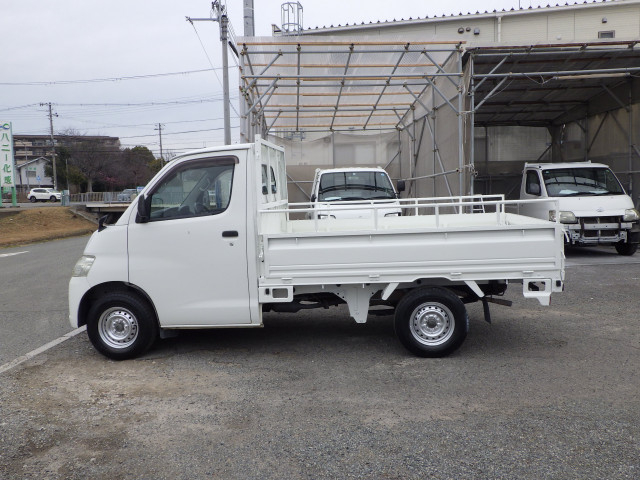 トヨタ ライトエース 小型 平ボディ DBF-S402U(101387) 3枚目