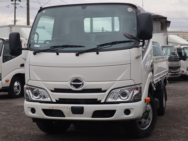 日野 デュトロ 小型 平ボディ 2RG-XZU605M(114018) 1枚目