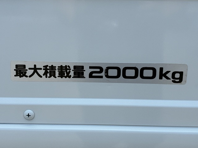 いすゞ エルフ 小型 平ボディ 2TG-NJR88AF(109409) 17枚目