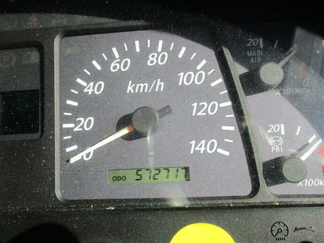 いすゞ ギガ 大型 トラクタ PJ-EXZ52J6(37785) 5枚目