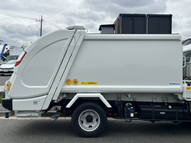 三菱ふそう キャンター 小型 塵芥車（プレス式） 2RG-FEAV0(112441) 6枚目