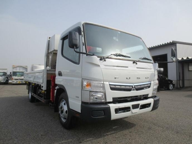 三菱ふそう キャンター 小型 平ボディ（クレーン付） 2PG-580978(9114) 1枚目