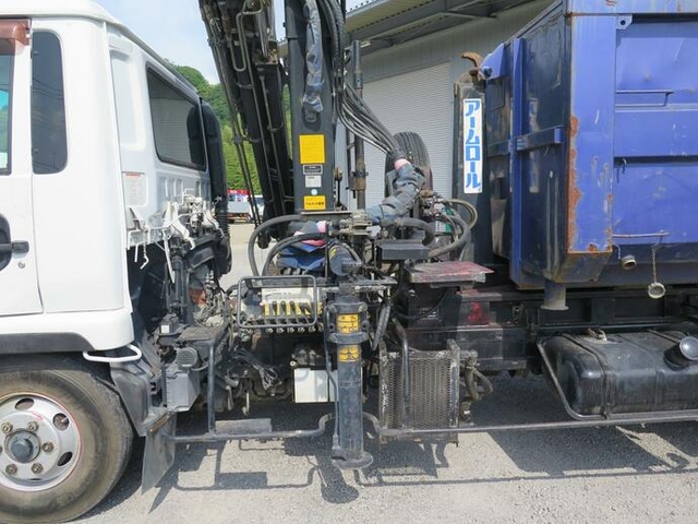 UDトラックス（日産） コンドル 中型 コンテナ専用車 PB-MK36A(11002) 12枚目