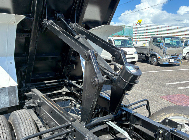 いすゞ エルフ 小型 土砂ダンプ 2PG-NKR88N(109185) 12枚目