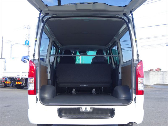 トヨタ ハイエース 小型 Translation missing: ja.item.body_keijou_enum.body_keijou_light_van 3BF-TRH200V(97597) 8枚目