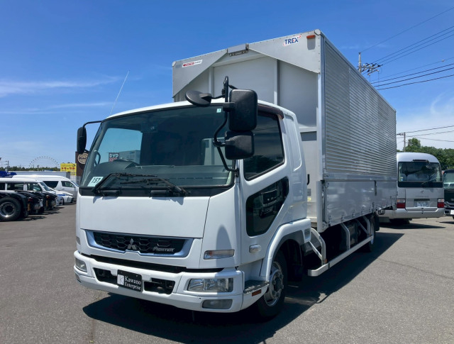 三菱ふそう ファイター 中型 ウィング 2KG-FK61F(109746) 1枚目