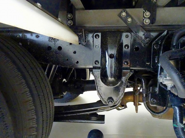 いすゞ エルフ 小型 冷蔵冷凍バン 2RG-NHR88AN(111635) 38枚目