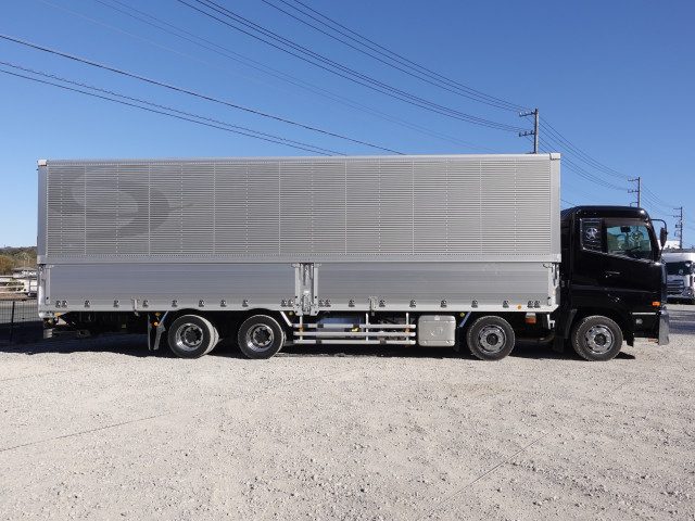 UDトラックス（日産） クオン 大型 ウィング QKG-CG5ZA(100360) 6枚目
