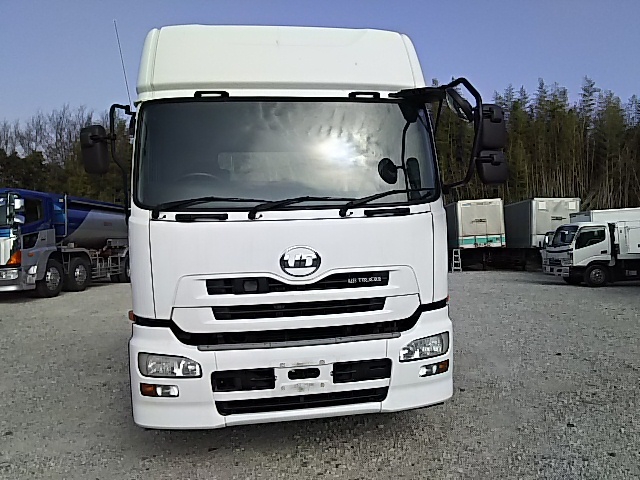 UDトラックス（日産） クオン 大型 トラクタ LKG-GK5XAB(7632) 2枚目