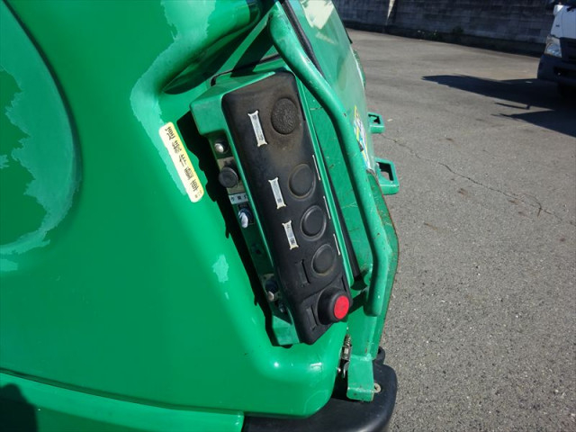 三菱ふそう キャンター 小型 塵芥車（プレス式） TKG-FEA50(109608) 24枚目