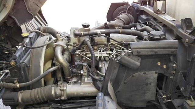 UDトラックス（日産） コンドル 中型 冷蔵冷凍バン PB-MK36A(3003) 23枚目