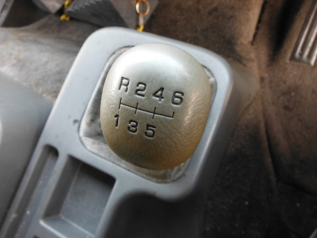 Mitsubishi Fuso canter Small Box body KK-FK61HS(1627) 36枚目