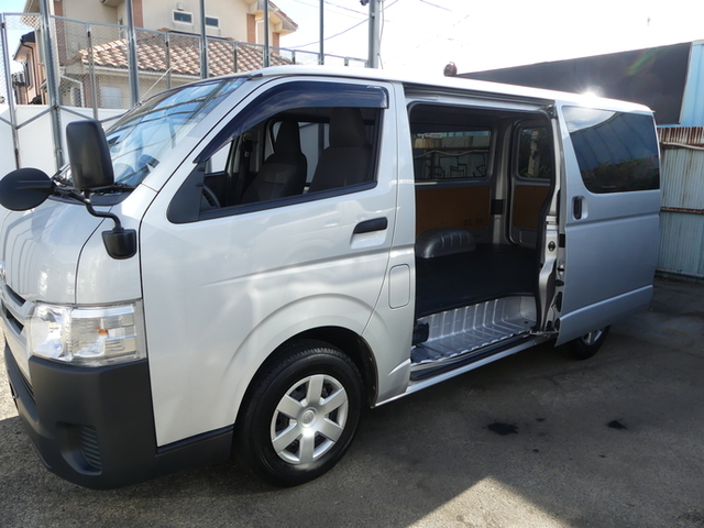 トヨタ ハイエース 小型 Translation missing: ja.item.body_keijou_enum.body_keijou_one_box QDF-GDH201V(50765) 8枚目