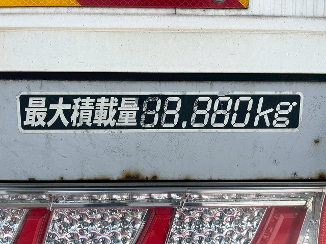いすゞ ギガ 大型 ウィング QPG-CYJ77B(110310) 17枚目