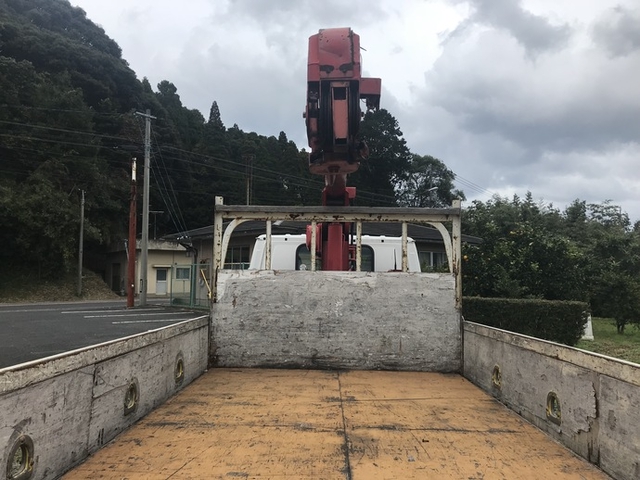 いすゞ エルフ 小型 平ボディ（クレーン付） KK-NKR71LR(4972) 6枚目