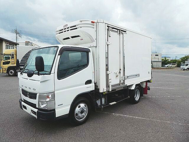 三菱ふそう キャンター 小型 冷蔵冷凍バン TKG-FEA50(27532) 2枚目