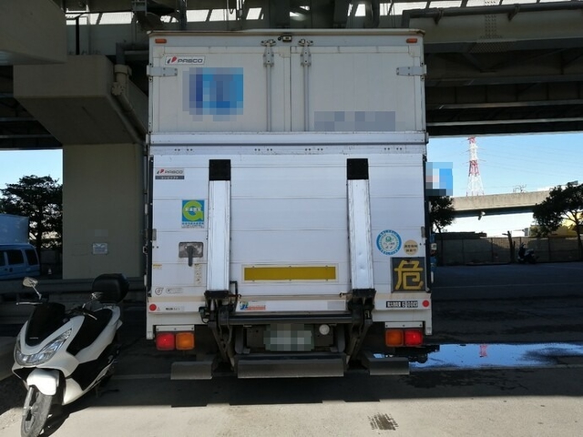 三菱ふそう ファイター 増トン ウィング PDG-FK65FZ(5637) 6枚目