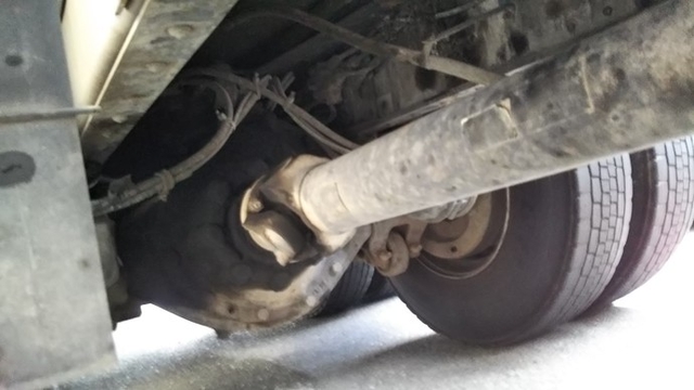 いすゞ ギガ 大型 特装車・その他 PJ-CYM51Q5(3587) 17枚目